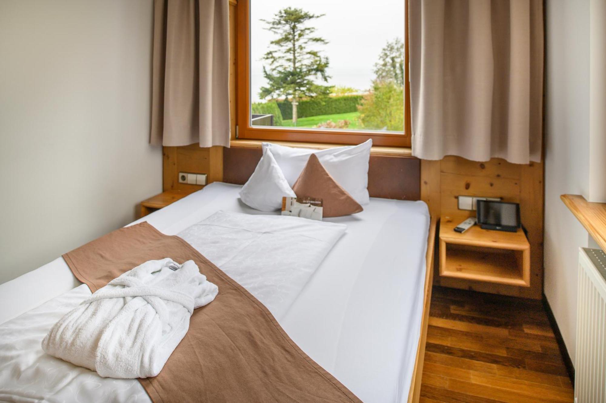 אימנשטאדט אם בודנזה Hotel Heinzler Am See חדר תמונה